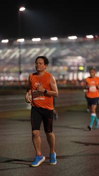 BIB: 26943
                            <button type="button" onclick="openModal(14240009)" class="btn btn-primary btn-sm float-right btn-popup" data-toggle="modal" data-target=".modal-high-quality">
                        <i class="fas fa-shopping-cart"></i> Add to Cart
                    </button>
                                            <button type="button" onclick="isThisMe(14240009, true)" class="btn btn-success btn-sm float-right btn-popup btn-isme hidden" data-toggle="tooltip" data-placement="bottom" title="นี่คือรูปของคุณใช่ไหม คลิกที่นี่เพื่อเอาเข้าอัลบั้ม">
                        <i class="fas fa-plus"></i> Add to album
                    </button>
                    <button type="button" onclick="isThisMe(14240009, false)" class="btn btn-warning btn-sm float-right btn-popup btn-isnotme hidden">
                        <i class="fas fa-ban"></i> Remove from album
                    </button>