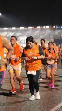 BIB: 22425, 23015, 28350
                            <button type="button" onclick="openModal(14317321)" class="btn btn-primary btn-sm float-right btn-popup" data-toggle="modal" data-target=".modal-high-quality">
                        <i class="fas fa-shopping-cart"></i> Add to Cart
                    </button>
                                            <button type="button" onclick="isThisMe(14317321, true)" class="btn btn-success btn-sm float-right btn-popup btn-isme hidden" data-toggle="tooltip" data-placement="bottom" title="นี่คือรูปของคุณใช่ไหม คลิกที่นี่เพื่อเอาเข้าอัลบั้ม">
                        <i class="fas fa-plus"></i> Add to album
                    </button>
                    <button type="button" onclick="isThisMe(14317321, false)" class="btn btn-warning btn-sm float-right btn-popup btn-isnotme hidden">
                        <i class="fas fa-ban"></i> Remove from album
                    </button>