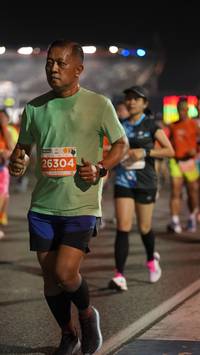 BIB: 26304
                            <button type="button" onclick="openModal(14297322)" class="btn btn-primary btn-sm float-right btn-popup" data-toggle="modal" data-target=".modal-high-quality">
                        <i class="fas fa-shopping-cart"></i> Add to Cart
                    </button>
                                            <button type="button" onclick="isThisMe(14297322, true)" class="btn btn-success btn-sm float-right btn-popup btn-isme hidden" data-toggle="tooltip" data-placement="bottom" title="นี่คือรูปของคุณใช่ไหม คลิกที่นี่เพื่อเอาเข้าอัลบั้ม">
                        <i class="fas fa-plus"></i> Add to album
                    </button>
                    <button type="button" onclick="isThisMe(14297322, false)" class="btn btn-warning btn-sm float-right btn-popup btn-isnotme hidden">
                        <i class="fas fa-ban"></i> Remove from album
                    </button>