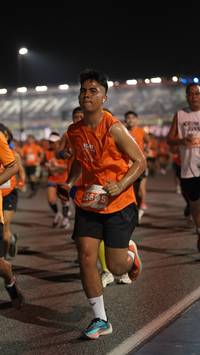 BIB: 256
                            <button type="button" onclick="openModal(14276287)" class="btn btn-primary btn-sm float-right btn-popup" data-toggle="modal" data-target=".modal-high-quality">
                        <i class="fas fa-shopping-cart"></i> Add to Cart
                    </button>
                                            <button type="button" onclick="isThisMe(14276287, true)" class="btn btn-success btn-sm float-right btn-popup btn-isme hidden" data-toggle="tooltip" data-placement="bottom" title="นี่คือรูปของคุณใช่ไหม คลิกที่นี่เพื่อเอาเข้าอัลบั้ม">
                        <i class="fas fa-plus"></i> Add to album
                    </button>
                    <button type="button" onclick="isThisMe(14276287, false)" class="btn btn-warning btn-sm float-right btn-popup btn-isnotme hidden">
                        <i class="fas fa-ban"></i> Remove from album
                    </button>