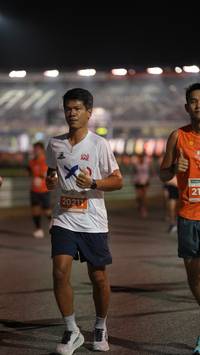 BIB: 20211
                            <button type="button" onclick="openModal(14234276)" class="btn btn-primary btn-sm float-right btn-popup" data-toggle="modal" data-target=".modal-high-quality">
                        <i class="fas fa-shopping-cart"></i> Add to Cart
                    </button>
                                            <button type="button" onclick="isThisMe(14234276, true)" class="btn btn-success btn-sm float-right btn-popup btn-isme hidden" data-toggle="tooltip" data-placement="bottom" title="นี่คือรูปของคุณใช่ไหม คลิกที่นี่เพื่อเอาเข้าอัลบั้ม">
                        <i class="fas fa-plus"></i> Add to album
                    </button>
                    <button type="button" onclick="isThisMe(14234276, false)" class="btn btn-warning btn-sm float-right btn-popup btn-isnotme hidden">
                        <i class="fas fa-ban"></i> Remove from album
                    </button>