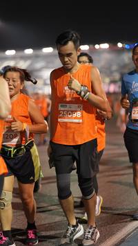 BIB: 021, 25098, 1208
                            <button type="button" onclick="openModal(14326773)" class="btn btn-primary btn-sm float-right btn-popup" data-toggle="modal" data-target=".modal-high-quality">
                        <i class="fas fa-shopping-cart"></i> Add to Cart
                    </button>
                                            <button type="button" onclick="isThisMe(14326773, true)" class="btn btn-success btn-sm float-right btn-popup btn-isme hidden" data-toggle="tooltip" data-placement="bottom" title="นี่คือรูปของคุณใช่ไหม คลิกที่นี่เพื่อเอาเข้าอัลบั้ม">
                        <i class="fas fa-plus"></i> Add to album
                    </button>
                    <button type="button" onclick="isThisMe(14326773, false)" class="btn btn-warning btn-sm float-right btn-popup btn-isnotme hidden">
                        <i class="fas fa-ban"></i> Remove from album
                    </button>