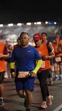 BIB: 2542
                            <button type="button" onclick="openModal(14282241)" class="btn btn-primary btn-sm float-right btn-popup" data-toggle="modal" data-target=".modal-high-quality">
                        <i class="fas fa-shopping-cart"></i> Add to Cart
                    </button>
                                            <button type="button" onclick="isThisMe(14282241, true)" class="btn btn-success btn-sm float-right btn-popup btn-isme hidden" data-toggle="tooltip" data-placement="bottom" title="นี่คือรูปของคุณใช่ไหม คลิกที่นี่เพื่อเอาเข้าอัลบั้ม">
                        <i class="fas fa-plus"></i> Add to album
                    </button>
                    <button type="button" onclick="isThisMe(14282241, false)" class="btn btn-warning btn-sm float-right btn-popup btn-isnotme hidden">
                        <i class="fas fa-ban"></i> Remove from album
                    </button>