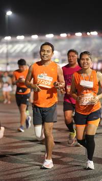 BIB: 77209, 720
                            <button type="button" onclick="openModal(14320262)" class="btn btn-primary btn-sm float-right btn-popup" data-toggle="modal" data-target=".modal-high-quality">
                        <i class="fas fa-shopping-cart"></i> Add to Cart
                    </button>
                                            <button type="button" onclick="isThisMe(14320262, true)" class="btn btn-success btn-sm float-right btn-popup btn-isme hidden" data-toggle="tooltip" data-placement="bottom" title="นี่คือรูปของคุณใช่ไหม คลิกที่นี่เพื่อเอาเข้าอัลบั้ม">
                        <i class="fas fa-plus"></i> Add to album
                    </button>
                    <button type="button" onclick="isThisMe(14320262, false)" class="btn btn-warning btn-sm float-right btn-popup btn-isnotme hidden">
                        <i class="fas fa-ban"></i> Remove from album
                    </button>