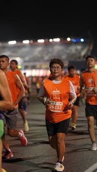 BIB: 2624, 26532
                            <button type="button" onclick="openModal(14303158)" class="btn btn-primary btn-sm float-right btn-popup" data-toggle="modal" data-target=".modal-high-quality">
                        <i class="fas fa-shopping-cart"></i> Add to Cart
                    </button>
                                            <button type="button" onclick="isThisMe(14303158, true)" class="btn btn-success btn-sm float-right btn-popup btn-isme hidden" data-toggle="tooltip" data-placement="bottom" title="นี่คือรูปของคุณใช่ไหม คลิกที่นี่เพื่อเอาเข้าอัลบั้ม">
                        <i class="fas fa-plus"></i> Add to album
                    </button>
                    <button type="button" onclick="isThisMe(14303158, false)" class="btn btn-warning btn-sm float-right btn-popup btn-isnotme hidden">
                        <i class="fas fa-ban"></i> Remove from album
                    </button>