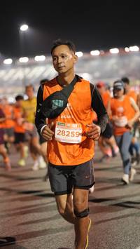 BIB: 28259
                            <button type="button" onclick="openModal(14317387)" class="btn btn-primary btn-sm float-right btn-popup" data-toggle="modal" data-target=".modal-high-quality">
                        <i class="fas fa-shopping-cart"></i> Add to Cart
                    </button>
                                            <button type="button" onclick="isThisMe(14317387, true)" class="btn btn-success btn-sm float-right btn-popup btn-isme hidden" data-toggle="tooltip" data-placement="bottom" title="นี่คือรูปของคุณใช่ไหม คลิกที่นี่เพื่อเอาเข้าอัลบั้ม">
                        <i class="fas fa-plus"></i> Add to album
                    </button>
                    <button type="button" onclick="isThisMe(14317387, false)" class="btn btn-warning btn-sm float-right btn-popup btn-isnotme hidden">
                        <i class="fas fa-ban"></i> Remove from album
                    </button>