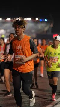 BIB: 2527, 26245
                            <button type="button" onclick="openModal(14309937)" class="btn btn-primary btn-sm float-right btn-popup" data-toggle="modal" data-target=".modal-high-quality">
                        <i class="fas fa-shopping-cart"></i> Add to Cart
                    </button>
                                            <button type="button" onclick="isThisMe(14309937, true)" class="btn btn-success btn-sm float-right btn-popup btn-isme hidden" data-toggle="tooltip" data-placement="bottom" title="นี่คือรูปของคุณใช่ไหม คลิกที่นี่เพื่อเอาเข้าอัลบั้ม">
                        <i class="fas fa-plus"></i> Add to album
                    </button>
                    <button type="button" onclick="isThisMe(14309937, false)" class="btn btn-warning btn-sm float-right btn-popup btn-isnotme hidden">
                        <i class="fas fa-ban"></i> Remove from album
                    </button>