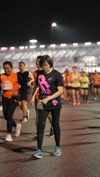 BIB: 666
                            <button type="button" onclick="openModal(14334750)" class="btn btn-primary btn-sm float-right btn-popup" data-toggle="modal" data-target=".modal-high-quality">
                        <i class="fas fa-shopping-cart"></i> Add to Cart
                    </button>
                                            <button type="button" onclick="isThisMe(14334750, true)" class="btn btn-success btn-sm float-right btn-popup btn-isme hidden" data-toggle="tooltip" data-placement="bottom" title="นี่คือรูปของคุณใช่ไหม คลิกที่นี่เพื่อเอาเข้าอัลบั้ม">
                        <i class="fas fa-plus"></i> Add to album
                    </button>
                    <button type="button" onclick="isThisMe(14334750, false)" class="btn btn-warning btn-sm float-right btn-popup btn-isnotme hidden">
                        <i class="fas fa-ban"></i> Remove from album
                    </button>