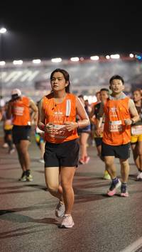 BIB: 1927
                            <button type="button" onclick="openModal(14325496)" class="btn btn-primary btn-sm float-right btn-popup" data-toggle="modal" data-target=".modal-high-quality">
                        <i class="fas fa-shopping-cart"></i> Add to Cart
                    </button>
                                            <button type="button" onclick="isThisMe(14325496, true)" class="btn btn-success btn-sm float-right btn-popup btn-isme hidden" data-toggle="tooltip" data-placement="bottom" title="นี่คือรูปของคุณใช่ไหม คลิกที่นี่เพื่อเอาเข้าอัลบั้ม">
                        <i class="fas fa-plus"></i> Add to album
                    </button>
                    <button type="button" onclick="isThisMe(14325496, false)" class="btn btn-warning btn-sm float-right btn-popup btn-isnotme hidden">
                        <i class="fas fa-ban"></i> Remove from album
                    </button>