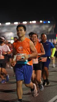 BIB: 257, 422, 8343
                            <button type="button" onclick="openModal(14282110)" class="btn btn-primary btn-sm float-right btn-popup" data-toggle="modal" data-target=".modal-high-quality">
                        <i class="fas fa-shopping-cart"></i> Add to Cart
                    </button>
                                            <button type="button" onclick="isThisMe(14282110, true)" class="btn btn-success btn-sm float-right btn-popup btn-isme hidden" data-toggle="tooltip" data-placement="bottom" title="นี่คือรูปของคุณใช่ไหม คลิกที่นี่เพื่อเอาเข้าอัลบั้ม">
                        <i class="fas fa-plus"></i> Add to album
                    </button>
                    <button type="button" onclick="isThisMe(14282110, false)" class="btn btn-warning btn-sm float-right btn-popup btn-isnotme hidden">
                        <i class="fas fa-ban"></i> Remove from album
                    </button>