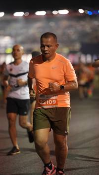 BIB: 22109
                            <button type="button" onclick="openModal(14252909)" class="btn btn-primary btn-sm float-right btn-popup" data-toggle="modal" data-target=".modal-high-quality">
                        <i class="fas fa-shopping-cart"></i> Add to Cart
                    </button>
                                            <button type="button" onclick="isThisMe(14252909, true)" class="btn btn-success btn-sm float-right btn-popup btn-isme hidden" data-toggle="tooltip" data-placement="bottom" title="นี่คือรูปของคุณใช่ไหม คลิกที่นี่เพื่อเอาเข้าอัลบั้ม">
                        <i class="fas fa-plus"></i> Add to album
                    </button>
                    <button type="button" onclick="isThisMe(14252909, false)" class="btn btn-warning btn-sm float-right btn-popup btn-isnotme hidden">
                        <i class="fas fa-ban"></i> Remove from album
                    </button>