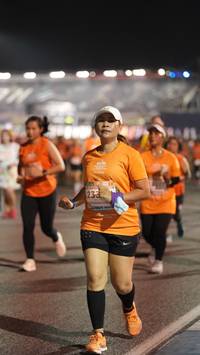 BIB: 233
                            <button type="button" onclick="openModal(14310818)" class="btn btn-primary btn-sm float-right btn-popup" data-toggle="modal" data-target=".modal-high-quality">
                        <i class="fas fa-shopping-cart"></i> Add to Cart
                    </button>
                                            <button type="button" onclick="isThisMe(14310818, true)" class="btn btn-success btn-sm float-right btn-popup btn-isme hidden" data-toggle="tooltip" data-placement="bottom" title="นี่คือรูปของคุณใช่ไหม คลิกที่นี่เพื่อเอาเข้าอัลบั้ม">
                        <i class="fas fa-plus"></i> Add to album
                    </button>
                    <button type="button" onclick="isThisMe(14310818, false)" class="btn btn-warning btn-sm float-right btn-popup btn-isnotme hidden">
                        <i class="fas fa-ban"></i> Remove from album
                    </button>