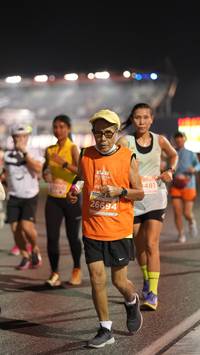 BIB: 481, 26694
                            <button type="button" onclick="openModal(14330521)" class="btn btn-primary btn-sm float-right btn-popup" data-toggle="modal" data-target=".modal-high-quality">
                        <i class="fas fa-shopping-cart"></i> Add to Cart
                    </button>
                                            <button type="button" onclick="isThisMe(14330521, true)" class="btn btn-success btn-sm float-right btn-popup btn-isme hidden" data-toggle="tooltip" data-placement="bottom" title="นี่คือรูปของคุณใช่ไหม คลิกที่นี่เพื่อเอาเข้าอัลบั้ม">
                        <i class="fas fa-plus"></i> Add to album
                    </button>
                    <button type="button" onclick="isThisMe(14330521, false)" class="btn btn-warning btn-sm float-right btn-popup btn-isnotme hidden">
                        <i class="fas fa-ban"></i> Remove from album
                    </button>