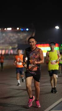 BIB: 215, 20933
                            <button type="button" onclick="openModal(14237481)" class="btn btn-primary btn-sm float-right btn-popup" data-toggle="modal" data-target=".modal-high-quality">
                        <i class="fas fa-shopping-cart"></i> Add to Cart
                    </button>
                                            <button type="button" onclick="isThisMe(14237481, true)" class="btn btn-success btn-sm float-right btn-popup btn-isme hidden" data-toggle="tooltip" data-placement="bottom" title="นี่คือรูปของคุณใช่ไหม คลิกที่นี่เพื่อเอาเข้าอัลบั้ม">
                        <i class="fas fa-plus"></i> Add to album
                    </button>
                    <button type="button" onclick="isThisMe(14237481, false)" class="btn btn-warning btn-sm float-right btn-popup btn-isnotme hidden">
                        <i class="fas fa-ban"></i> Remove from album
                    </button>