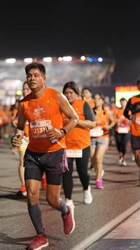 BIB: 2131, 28350
                            <button type="button" onclick="openModal(14317330)" class="btn btn-primary btn-sm float-right btn-popup" data-toggle="modal" data-target=".modal-high-quality">
                        <i class="fas fa-shopping-cart"></i> Add to Cart
                    </button>
                                            <button type="button" onclick="isThisMe(14317330, true)" class="btn btn-success btn-sm float-right btn-popup btn-isme hidden" data-toggle="tooltip" data-placement="bottom" title="นี่คือรูปของคุณใช่ไหม คลิกที่นี่เพื่อเอาเข้าอัลบั้ม">
                        <i class="fas fa-plus"></i> Add to album
                    </button>
                    <button type="button" onclick="isThisMe(14317330, false)" class="btn btn-warning btn-sm float-right btn-popup btn-isnotme hidden">
                        <i class="fas fa-ban"></i> Remove from album
                    </button>