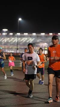 BIB: 3000
                            <button type="button" onclick="openModal(14255486)" class="btn btn-primary btn-sm float-right btn-popup" data-toggle="modal" data-target=".modal-high-quality">
                        <i class="fas fa-shopping-cart"></i> Add to Cart
                    </button>
                                            <button type="button" onclick="isThisMe(14255486, true)" class="btn btn-success btn-sm float-right btn-popup btn-isme hidden" data-toggle="tooltip" data-placement="bottom" title="นี่คือรูปของคุณใช่ไหม คลิกที่นี่เพื่อเอาเข้าอัลบั้ม">
                        <i class="fas fa-plus"></i> Add to album
                    </button>
                    <button type="button" onclick="isThisMe(14255486, false)" class="btn btn-warning btn-sm float-right btn-popup btn-isnotme hidden">
                        <i class="fas fa-ban"></i> Remove from album
                    </button>