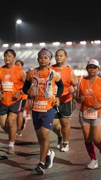 BIB: 25989, 25414, 28122
                            <button type="button" onclick="openModal(14325318)" class="btn btn-primary btn-sm float-right btn-popup" data-toggle="modal" data-target=".modal-high-quality">
                        <i class="fas fa-shopping-cart"></i> Add to Cart
                    </button>
                                            <button type="button" onclick="isThisMe(14325318, true)" class="btn btn-success btn-sm float-right btn-popup btn-isme hidden" data-toggle="tooltip" data-placement="bottom" title="นี่คือรูปของคุณใช่ไหม คลิกที่นี่เพื่อเอาเข้าอัลบั้ม">
                        <i class="fas fa-plus"></i> Add to album
                    </button>
                    <button type="button" onclick="isThisMe(14325318, false)" class="btn btn-warning btn-sm float-right btn-popup btn-isnotme hidden">
                        <i class="fas fa-ban"></i> Remove from album
                    </button>