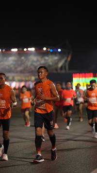 BIB: 736, 25325
                            <button type="button" onclick="openModal(14237794)" class="btn btn-primary btn-sm float-right btn-popup" data-toggle="modal" data-target=".modal-high-quality">
                        <i class="fas fa-shopping-cart"></i> Add to Cart
                    </button>
                                            <button type="button" onclick="isThisMe(14237794, true)" class="btn btn-success btn-sm float-right btn-popup btn-isme hidden" data-toggle="tooltip" data-placement="bottom" title="นี่คือรูปของคุณใช่ไหม คลิกที่นี่เพื่อเอาเข้าอัลบั้ม">
                        <i class="fas fa-plus"></i> Add to album
                    </button>
                    <button type="button" onclick="isThisMe(14237794, false)" class="btn btn-warning btn-sm float-right btn-popup btn-isnotme hidden">
                        <i class="fas fa-ban"></i> Remove from album
                    </button>