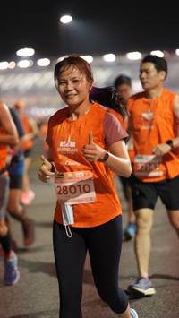 BIB: 714, 28010
                            <button type="button" onclick="openModal(14327259)" class="btn btn-primary btn-sm float-right btn-popup" data-toggle="modal" data-target=".modal-high-quality">
                        <i class="fas fa-shopping-cart"></i> Add to Cart
                    </button>
                                            <button type="button" onclick="isThisMe(14327259, true)" class="btn btn-success btn-sm float-right btn-popup btn-isme hidden" data-toggle="tooltip" data-placement="bottom" title="นี่คือรูปของคุณใช่ไหม คลิกที่นี่เพื่อเอาเข้าอัลบั้ม">
                        <i class="fas fa-plus"></i> Add to album
                    </button>
                    <button type="button" onclick="isThisMe(14327259, false)" class="btn btn-warning btn-sm float-right btn-popup btn-isnotme hidden">
                        <i class="fas fa-ban"></i> Remove from album
                    </button>