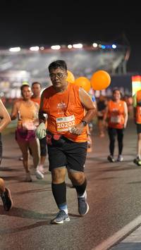 BIB: 20202
                            <button type="button" onclick="openModal(14329336)" class="btn btn-primary btn-sm float-right btn-popup" data-toggle="modal" data-target=".modal-high-quality">
                        <i class="fas fa-shopping-cart"></i> Add to Cart
                    </button>
                                            <button type="button" onclick="isThisMe(14329336, true)" class="btn btn-success btn-sm float-right btn-popup btn-isme hidden" data-toggle="tooltip" data-placement="bottom" title="นี่คือรูปของคุณใช่ไหม คลิกที่นี่เพื่อเอาเข้าอัลบั้ม">
                        <i class="fas fa-plus"></i> Add to album
                    </button>
                    <button type="button" onclick="isThisMe(14329336, false)" class="btn btn-warning btn-sm float-right btn-popup btn-isnotme hidden">
                        <i class="fas fa-ban"></i> Remove from album
                    </button>