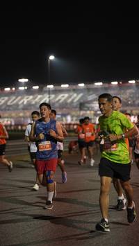 BIB: 21719, 2195
                            <button type="button" onclick="openModal(14240318)" class="btn btn-primary btn-sm float-right btn-popup" data-toggle="modal" data-target=".modal-high-quality">
                        <i class="fas fa-shopping-cart"></i> Add to Cart
                    </button>
                                            <button type="button" onclick="isThisMe(14240318, true)" class="btn btn-success btn-sm float-right btn-popup btn-isme hidden" data-toggle="tooltip" data-placement="bottom" title="นี่คือรูปของคุณใช่ไหม คลิกที่นี่เพื่อเอาเข้าอัลบั้ม">
                        <i class="fas fa-plus"></i> Add to album
                    </button>
                    <button type="button" onclick="isThisMe(14240318, false)" class="btn btn-warning btn-sm float-right btn-popup btn-isnotme hidden">
                        <i class="fas fa-ban"></i> Remove from album
                    </button>