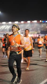 BIB: 20802
                            <button type="button" onclick="openModal(14318670)" class="btn btn-primary btn-sm float-right btn-popup" data-toggle="modal" data-target=".modal-high-quality">
                        <i class="fas fa-shopping-cart"></i> Add to Cart
                    </button>
                                            <button type="button" onclick="isThisMe(14318670, true)" class="btn btn-success btn-sm float-right btn-popup btn-isme hidden" data-toggle="tooltip" data-placement="bottom" title="นี่คือรูปของคุณใช่ไหม คลิกที่นี่เพื่อเอาเข้าอัลบั้ม">
                        <i class="fas fa-plus"></i> Add to album
                    </button>
                    <button type="button" onclick="isThisMe(14318670, false)" class="btn btn-warning btn-sm float-right btn-popup btn-isnotme hidden">
                        <i class="fas fa-ban"></i> Remove from album
                    </button>