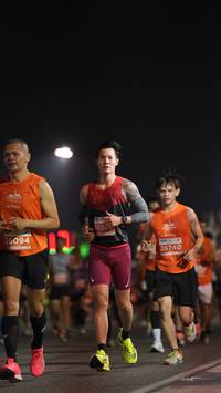 BIB: 2038, 26094, 26740
                            <button type="button" onclick="openModal(14230732)" class="btn btn-primary btn-sm float-right btn-popup" data-toggle="modal" data-target=".modal-high-quality">
                        <i class="fas fa-shopping-cart"></i> Add to Cart
                    </button>
                                            <button type="button" onclick="isThisMe(14230732, true)" class="btn btn-success btn-sm float-right btn-popup btn-isme hidden" data-toggle="tooltip" data-placement="bottom" title="นี่คือรูปของคุณใช่ไหม คลิกที่นี่เพื่อเอาเข้าอัลบั้ม">
                        <i class="fas fa-plus"></i> Add to album
                    </button>
                    <button type="button" onclick="isThisMe(14230732, false)" class="btn btn-warning btn-sm float-right btn-popup btn-isnotme hidden">
                        <i class="fas fa-ban"></i> Remove from album
                    </button>