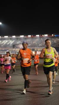 BIB: 2230, 634
                            <button type="button" onclick="openModal(14255224)" class="btn btn-primary btn-sm float-right btn-popup" data-toggle="modal" data-target=".modal-high-quality">
                        <i class="fas fa-shopping-cart"></i> Add to Cart
                    </button>
                                            <button type="button" onclick="isThisMe(14255224, true)" class="btn btn-success btn-sm float-right btn-popup btn-isme hidden" data-toggle="tooltip" data-placement="bottom" title="นี่คือรูปของคุณใช่ไหม คลิกที่นี่เพื่อเอาเข้าอัลบั้ม">
                        <i class="fas fa-plus"></i> Add to album
                    </button>
                    <button type="button" onclick="isThisMe(14255224, false)" class="btn btn-warning btn-sm float-right btn-popup btn-isnotme hidden">
                        <i class="fas fa-ban"></i> Remove from album
                    </button>