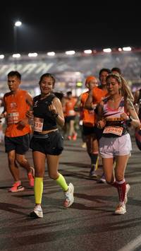 BIB: 252, 22989
                            <button type="button" onclick="openModal(14273180)" class="btn btn-primary btn-sm float-right btn-popup" data-toggle="modal" data-target=".modal-high-quality">
                        <i class="fas fa-shopping-cart"></i> Add to Cart
                    </button>
                                            <button type="button" onclick="isThisMe(14273180, true)" class="btn btn-success btn-sm float-right btn-popup btn-isme hidden" data-toggle="tooltip" data-placement="bottom" title="นี่คือรูปของคุณใช่ไหม คลิกที่นี่เพื่อเอาเข้าอัลบั้ม">
                        <i class="fas fa-plus"></i> Add to album
                    </button>
                    <button type="button" onclick="isThisMe(14273180, false)" class="btn btn-warning btn-sm float-right btn-popup btn-isnotme hidden">
                        <i class="fas fa-ban"></i> Remove from album
                    </button>