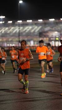 BIB: 217
                            <button type="button" onclick="openModal(14240001)" class="btn btn-primary btn-sm float-right btn-popup" data-toggle="modal" data-target=".modal-high-quality">
                        <i class="fas fa-shopping-cart"></i> Add to Cart
                    </button>
                                            <button type="button" onclick="isThisMe(14240001, true)" class="btn btn-success btn-sm float-right btn-popup btn-isme hidden" data-toggle="tooltip" data-placement="bottom" title="นี่คือรูปของคุณใช่ไหม คลิกที่นี่เพื่อเอาเข้าอัลบั้ม">
                        <i class="fas fa-plus"></i> Add to album
                    </button>
                    <button type="button" onclick="isThisMe(14240001, false)" class="btn btn-warning btn-sm float-right btn-popup btn-isnotme hidden">
                        <i class="fas fa-ban"></i> Remove from album
                    </button>