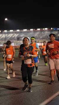 BIB: 26907, 27163, 29775
                            <button type="button" onclick="openModal(14277078)" class="btn btn-primary btn-sm float-right btn-popup" data-toggle="modal" data-target=".modal-high-quality">
                        <i class="fas fa-shopping-cart"></i> Add to Cart
                    </button>
                                            <button type="button" onclick="isThisMe(14277078, true)" class="btn btn-success btn-sm float-right btn-popup btn-isme hidden" data-toggle="tooltip" data-placement="bottom" title="นี่คือรูปของคุณใช่ไหม คลิกที่นี่เพื่อเอาเข้าอัลบั้ม">
                        <i class="fas fa-plus"></i> Add to album
                    </button>
                    <button type="button" onclick="isThisMe(14277078, false)" class="btn btn-warning btn-sm float-right btn-popup btn-isnotme hidden">
                        <i class="fas fa-ban"></i> Remove from album
                    </button>