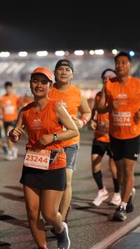 BIB: 25074, 23244
                            <button type="button" onclick="openModal(14312351)" class="btn btn-primary btn-sm float-right btn-popup" data-toggle="modal" data-target=".modal-high-quality">
                        <i class="fas fa-shopping-cart"></i> Add to Cart
                    </button>
                                            <button type="button" onclick="isThisMe(14312351, true)" class="btn btn-success btn-sm float-right btn-popup btn-isme hidden" data-toggle="tooltip" data-placement="bottom" title="นี่คือรูปของคุณใช่ไหม คลิกที่นี่เพื่อเอาเข้าอัลบั้ม">
                        <i class="fas fa-plus"></i> Add to album
                    </button>
                    <button type="button" onclick="isThisMe(14312351, false)" class="btn btn-warning btn-sm float-right btn-popup btn-isnotme hidden">
                        <i class="fas fa-ban"></i> Remove from album
                    </button>