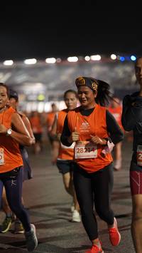 BIB: 28214
                            <button type="button" onclick="openModal(14295993)" class="btn btn-primary btn-sm float-right btn-popup" data-toggle="modal" data-target=".modal-high-quality">
                        <i class="fas fa-shopping-cart"></i> Add to Cart
                    </button>
                                            <button type="button" onclick="isThisMe(14295993, true)" class="btn btn-success btn-sm float-right btn-popup btn-isme hidden" data-toggle="tooltip" data-placement="bottom" title="นี่คือรูปของคุณใช่ไหม คลิกที่นี่เพื่อเอาเข้าอัลบั้ม">
                        <i class="fas fa-plus"></i> Add to album
                    </button>
                    <button type="button" onclick="isThisMe(14295993, false)" class="btn btn-warning btn-sm float-right btn-popup btn-isnotme hidden">
                        <i class="fas fa-ban"></i> Remove from album
                    </button>