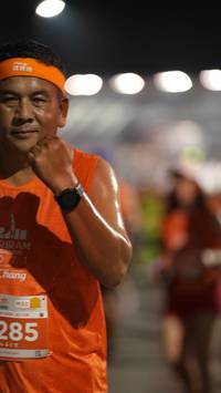 BIB: 285
                            <button type="button" onclick="openModal(14309238)" class="btn btn-primary btn-sm float-right btn-popup" data-toggle="modal" data-target=".modal-high-quality">
                        <i class="fas fa-shopping-cart"></i> Add to Cart
                    </button>
                                            <button type="button" onclick="isThisMe(14309238, true)" class="btn btn-success btn-sm float-right btn-popup btn-isme hidden" data-toggle="tooltip" data-placement="bottom" title="นี่คือรูปของคุณใช่ไหม คลิกที่นี่เพื่อเอาเข้าอัลบั้ม">
                        <i class="fas fa-plus"></i> Add to album
                    </button>
                    <button type="button" onclick="isThisMe(14309238, false)" class="btn btn-warning btn-sm float-right btn-popup btn-isnotme hidden">
                        <i class="fas fa-ban"></i> Remove from album
                    </button>