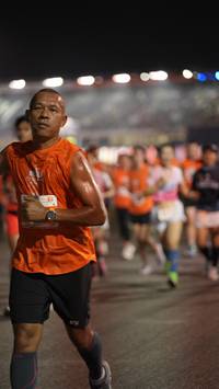 BIB: 
                            <button type="button" onclick="openModal(14272465)" class="btn btn-primary btn-sm float-right btn-popup" data-toggle="modal" data-target=".modal-high-quality">
                        <i class="fas fa-shopping-cart"></i> Add to Cart
                    </button>
                                            <button type="button" onclick="isThisMe(14272465, true)" class="btn btn-success btn-sm float-right btn-popup btn-isme hidden" data-toggle="tooltip" data-placement="bottom" title="นี่คือรูปของคุณใช่ไหม คลิกที่นี่เพื่อเอาเข้าอัลบั้ม">
                        <i class="fas fa-plus"></i> Add to album
                    </button>
                    <button type="button" onclick="isThisMe(14272465, false)" class="btn btn-warning btn-sm float-right btn-popup btn-isnotme hidden">
                        <i class="fas fa-ban"></i> Remove from album
                    </button>