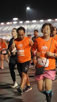 BIB: 91242
                            <button type="button" onclick="openModal(14326116)" class="btn btn-primary btn-sm float-right btn-popup" data-toggle="modal" data-target=".modal-high-quality">
                        <i class="fas fa-shopping-cart"></i> Add to Cart
                    </button>
                                            <button type="button" onclick="isThisMe(14326116, true)" class="btn btn-success btn-sm float-right btn-popup btn-isme hidden" data-toggle="tooltip" data-placement="bottom" title="นี่คือรูปของคุณใช่ไหม คลิกที่นี่เพื่อเอาเข้าอัลบั้ม">
                        <i class="fas fa-plus"></i> Add to album
                    </button>
                    <button type="button" onclick="isThisMe(14326116, false)" class="btn btn-warning btn-sm float-right btn-popup btn-isnotme hidden">
                        <i class="fas fa-ban"></i> Remove from album
                    </button>