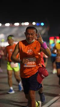 BIB: 869
                            <button type="button" onclick="openModal(14297349)" class="btn btn-primary btn-sm float-right btn-popup" data-toggle="modal" data-target=".modal-high-quality">
                        <i class="fas fa-shopping-cart"></i> Add to Cart
                    </button>
                                            <button type="button" onclick="isThisMe(14297349, true)" class="btn btn-success btn-sm float-right btn-popup btn-isme hidden" data-toggle="tooltip" data-placement="bottom" title="นี่คือรูปของคุณใช่ไหม คลิกที่นี่เพื่อเอาเข้าอัลบั้ม">
                        <i class="fas fa-plus"></i> Add to album
                    </button>
                    <button type="button" onclick="isThisMe(14297349, false)" class="btn btn-warning btn-sm float-right btn-popup btn-isnotme hidden">
                        <i class="fas fa-ban"></i> Remove from album
                    </button>