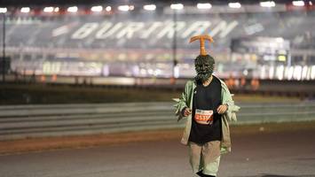 BIB: 2531
                            <button type="button" onclick="openModal(14327809)" class="btn btn-primary btn-sm float-right btn-popup" data-toggle="modal" data-target=".modal-high-quality">
                        <i class="fas fa-shopping-cart"></i> Add to Cart
                    </button>
                                            <button type="button" onclick="isThisMe(14327809, true)" class="btn btn-success btn-sm float-right btn-popup btn-isme hidden" data-toggle="tooltip" data-placement="bottom" title="นี่คือรูปของคุณใช่ไหม คลิกที่นี่เพื่อเอาเข้าอัลบั้ม">
                        <i class="fas fa-plus"></i> Add to album
                    </button>
                    <button type="button" onclick="isThisMe(14327809, false)" class="btn btn-warning btn-sm float-right btn-popup btn-isnotme hidden">
                        <i class="fas fa-ban"></i> Remove from album
                    </button>