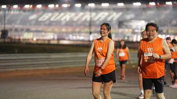 BIB: 2729, 2953
                            <button type="button" onclick="openModal(14326570)" class="btn btn-primary btn-sm float-right btn-popup" data-toggle="modal" data-target=".modal-high-quality">
                        <i class="fas fa-shopping-cart"></i> Add to Cart
                    </button>
                                            <button type="button" onclick="isThisMe(14326570, true)" class="btn btn-success btn-sm float-right btn-popup btn-isme hidden" data-toggle="tooltip" data-placement="bottom" title="นี่คือรูปของคุณใช่ไหม คลิกที่นี่เพื่อเอาเข้าอัลบั้ม">
                        <i class="fas fa-plus"></i> Add to album
                    </button>
                    <button type="button" onclick="isThisMe(14326570, false)" class="btn btn-warning btn-sm float-right btn-popup btn-isnotme hidden">
                        <i class="fas fa-ban"></i> Remove from album
                    </button>