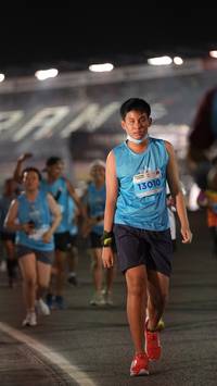 BIB: 13010
                            <button type="button" onclick="openModal(14354844)" class="btn btn-primary btn-sm float-right btn-popup" data-toggle="modal" data-target=".modal-high-quality">
                        <i class="fas fa-shopping-cart"></i> Add to Cart
                    </button>
                                            <button type="button" onclick="isThisMe(14354844, true)" class="btn btn-success btn-sm float-right btn-popup btn-isme hidden" data-toggle="tooltip" data-placement="bottom" title="นี่คือรูปของคุณใช่ไหม คลิกที่นี่เพื่อเอาเข้าอัลบั้ม">
                        <i class="fas fa-plus"></i> Add to album
                    </button>
                    <button type="button" onclick="isThisMe(14354844, false)" class="btn btn-warning btn-sm float-right btn-popup btn-isnotme hidden">
                        <i class="fas fa-ban"></i> Remove from album
                    </button>