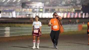 BIB: 20666, 77206
                            <button type="button" onclick="openModal(14332102)" class="btn btn-primary btn-sm float-right btn-popup" data-toggle="modal" data-target=".modal-high-quality">
                        <i class="fas fa-shopping-cart"></i> Add to Cart
                    </button>
                                            <button type="button" onclick="isThisMe(14332102, true)" class="btn btn-success btn-sm float-right btn-popup btn-isme hidden" data-toggle="tooltip" data-placement="bottom" title="นี่คือรูปของคุณใช่ไหม คลิกที่นี่เพื่อเอาเข้าอัลบั้ม">
                        <i class="fas fa-plus"></i> Add to album
                    </button>
                    <button type="button" onclick="isThisMe(14332102, false)" class="btn btn-warning btn-sm float-right btn-popup btn-isnotme hidden">
                        <i class="fas fa-ban"></i> Remove from album
                    </button>