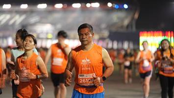 BIB: 202, 2328, 26106
                            <button type="button" onclick="openModal(14317130)" class="btn btn-primary btn-sm float-right btn-popup" data-toggle="modal" data-target=".modal-high-quality">
                        <i class="fas fa-shopping-cart"></i> Add to Cart
                    </button>
                                            <button type="button" onclick="isThisMe(14317130, true)" class="btn btn-success btn-sm float-right btn-popup btn-isme hidden" data-toggle="tooltip" data-placement="bottom" title="นี่คือรูปของคุณใช่ไหม คลิกที่นี่เพื่อเอาเข้าอัลบั้ม">
                        <i class="fas fa-plus"></i> Add to album
                    </button>
                    <button type="button" onclick="isThisMe(14317130, false)" class="btn btn-warning btn-sm float-right btn-popup btn-isnotme hidden">
                        <i class="fas fa-ban"></i> Remove from album
                    </button>