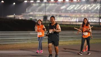 BIB: 912, 91239, 91201
                            <button type="button" onclick="openModal(14334841)" class="btn btn-primary btn-sm float-right btn-popup" data-toggle="modal" data-target=".modal-high-quality">
                        <i class="fas fa-shopping-cart"></i> Add to Cart
                    </button>
                                            <button type="button" onclick="isThisMe(14334841, true)" class="btn btn-success btn-sm float-right btn-popup btn-isme hidden" data-toggle="tooltip" data-placement="bottom" title="นี่คือรูปของคุณใช่ไหม คลิกที่นี่เพื่อเอาเข้าอัลบั้ม">
                        <i class="fas fa-plus"></i> Add to album
                    </button>
                    <button type="button" onclick="isThisMe(14334841, false)" class="btn btn-warning btn-sm float-right btn-popup btn-isnotme hidden">
                        <i class="fas fa-ban"></i> Remove from album
                    </button>