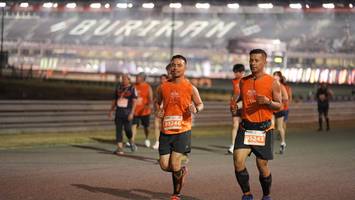 BIB: 95246, 95243
                            <button type="button" onclick="openModal(14324688)" class="btn btn-primary btn-sm float-right btn-popup" data-toggle="modal" data-target=".modal-high-quality">
                        <i class="fas fa-shopping-cart"></i> Add to Cart
                    </button>
                                            <button type="button" onclick="isThisMe(14324688, true)" class="btn btn-success btn-sm float-right btn-popup btn-isme hidden" data-toggle="tooltip" data-placement="bottom" title="นี่คือรูปของคุณใช่ไหม คลิกที่นี่เพื่อเอาเข้าอัลบั้ม">
                        <i class="fas fa-plus"></i> Add to album
                    </button>
                    <button type="button" onclick="isThisMe(14324688, false)" class="btn btn-warning btn-sm float-right btn-popup btn-isnotme hidden">
                        <i class="fas fa-ban"></i> Remove from album
                    </button>