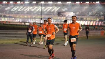 BIB: 95243
                            <button type="button" onclick="openModal(14324659)" class="btn btn-primary btn-sm float-right btn-popup" data-toggle="modal" data-target=".modal-high-quality">
                        <i class="fas fa-shopping-cart"></i> Add to Cart
                    </button>
                                            <button type="button" onclick="isThisMe(14324659, true)" class="btn btn-success btn-sm float-right btn-popup btn-isme hidden" data-toggle="tooltip" data-placement="bottom" title="นี่คือรูปของคุณใช่ไหม คลิกที่นี่เพื่อเอาเข้าอัลบั้ม">
                        <i class="fas fa-plus"></i> Add to album
                    </button>
                    <button type="button" onclick="isThisMe(14324659, false)" class="btn btn-warning btn-sm float-right btn-popup btn-isnotme hidden">
                        <i class="fas fa-ban"></i> Remove from album
                    </button>