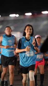 BIB: 5433, 618, 15501
                            <button type="button" onclick="openModal(14359597)" class="btn btn-primary btn-sm float-right btn-popup" data-toggle="modal" data-target=".modal-high-quality">
                        <i class="fas fa-shopping-cart"></i> Add to Cart
                    </button>
                                            <button type="button" onclick="isThisMe(14359597, true)" class="btn btn-success btn-sm float-right btn-popup btn-isme hidden" data-toggle="tooltip" data-placement="bottom" title="นี่คือรูปของคุณใช่ไหม คลิกที่นี่เพื่อเอาเข้าอัลบั้ม">
                        <i class="fas fa-plus"></i> Add to album
                    </button>
                    <button type="button" onclick="isThisMe(14359597, false)" class="btn btn-warning btn-sm float-right btn-popup btn-isnotme hidden">
                        <i class="fas fa-ban"></i> Remove from album
                    </button>