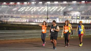 BIB: 01201
                            <button type="button" onclick="openModal(14334284)" class="btn btn-primary btn-sm float-right btn-popup" data-toggle="modal" data-target=".modal-high-quality">
                        <i class="fas fa-shopping-cart"></i> Add to Cart
                    </button>
                                            <button type="button" onclick="isThisMe(14334284, true)" class="btn btn-success btn-sm float-right btn-popup btn-isme hidden" data-toggle="tooltip" data-placement="bottom" title="นี่คือรูปของคุณใช่ไหม คลิกที่นี่เพื่อเอาเข้าอัลบั้ม">
                        <i class="fas fa-plus"></i> Add to album
                    </button>
                    <button type="button" onclick="isThisMe(14334284, false)" class="btn btn-warning btn-sm float-right btn-popup btn-isnotme hidden">
                        <i class="fas fa-ban"></i> Remove from album
                    </button>