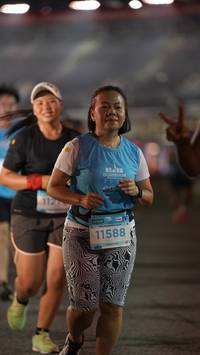 BIB: 202, 112, 11588, 
                            <button type="button" onclick="openModal(14362933)" class="btn btn-primary btn-sm float-right btn-popup" data-toggle="modal" data-target=".modal-high-quality">
                        <i class="fas fa-shopping-cart"></i> Add to Cart
                    </button>
                                            <button type="button" onclick="isThisMe(14362933, true)" class="btn btn-success btn-sm float-right btn-popup btn-isme hidden" data-toggle="tooltip" data-placement="bottom" title="นี่คือรูปของคุณใช่ไหม คลิกที่นี่เพื่อเอาเข้าอัลบั้ม">
                        <i class="fas fa-plus"></i> Add to album
                    </button>
                    <button type="button" onclick="isThisMe(14362933, false)" class="btn btn-warning btn-sm float-right btn-popup btn-isnotme hidden">
                        <i class="fas fa-ban"></i> Remove from album
                    </button>