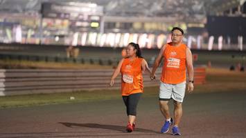 BIB: 2088, 27888
                            <button type="button" onclick="openModal(14333791)" class="btn btn-primary btn-sm float-right btn-popup" data-toggle="modal" data-target=".modal-high-quality">
                        <i class="fas fa-shopping-cart"></i> Add to Cart
                    </button>
                                            <button type="button" onclick="isThisMe(14333791, true)" class="btn btn-success btn-sm float-right btn-popup btn-isme hidden" data-toggle="tooltip" data-placement="bottom" title="นี่คือรูปของคุณใช่ไหม คลิกที่นี่เพื่อเอาเข้าอัลบั้ม">
                        <i class="fas fa-plus"></i> Add to album
                    </button>
                    <button type="button" onclick="isThisMe(14333791, false)" class="btn btn-warning btn-sm float-right btn-popup btn-isnotme hidden">
                        <i class="fas fa-ban"></i> Remove from album
                    </button>