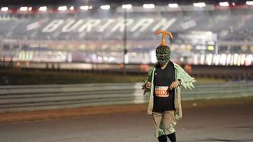 BIB: 25310
                            <button type="button" onclick="openModal(14327794)" class="btn btn-primary btn-sm float-right btn-popup" data-toggle="modal" data-target=".modal-high-quality">
                        <i class="fas fa-shopping-cart"></i> Add to Cart
                    </button>
                                            <button type="button" onclick="isThisMe(14327794, true)" class="btn btn-success btn-sm float-right btn-popup btn-isme hidden" data-toggle="tooltip" data-placement="bottom" title="นี่คือรูปของคุณใช่ไหม คลิกที่นี่เพื่อเอาเข้าอัลบั้ม">
                        <i class="fas fa-plus"></i> Add to album
                    </button>
                    <button type="button" onclick="isThisMe(14327794, false)" class="btn btn-warning btn-sm float-right btn-popup btn-isnotme hidden">
                        <i class="fas fa-ban"></i> Remove from album
                    </button>